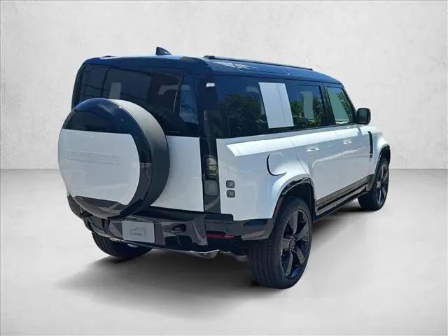 2026 Land Rover Defender P400 X-Dynamic SE