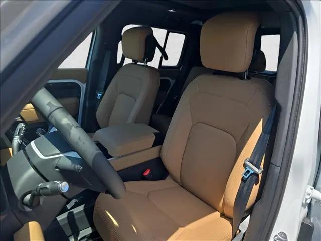 2026 Land Rover Defender P400 X-Dynamic SE