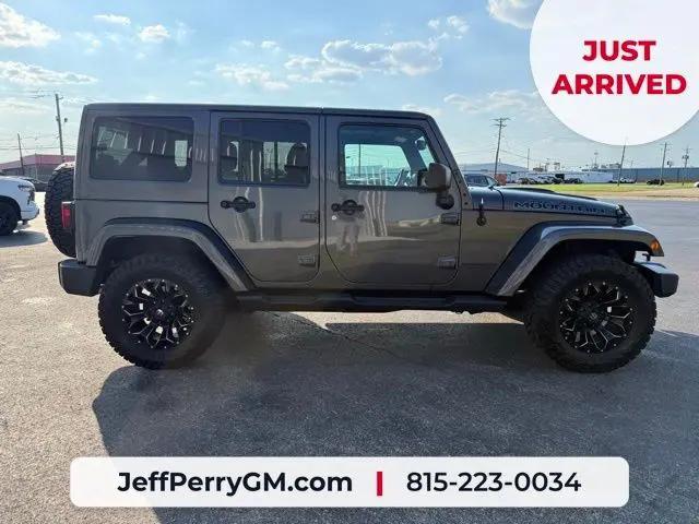 2017 Jeep Wrangler Unlimited Smoky Mountain 4x4
