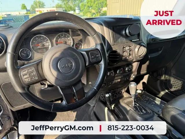 2017 Jeep Wrangler Unlimited Smoky Mountain 4x4