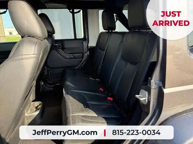 2017 Jeep Wrangler Unlimited Smoky Mountain 4x4