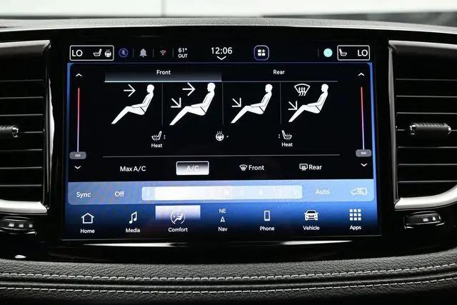 2027 Chrysler Pacifica Select