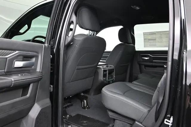 2026 Ram 2500 Big Horn Crew Cab 4x4 64 Box
