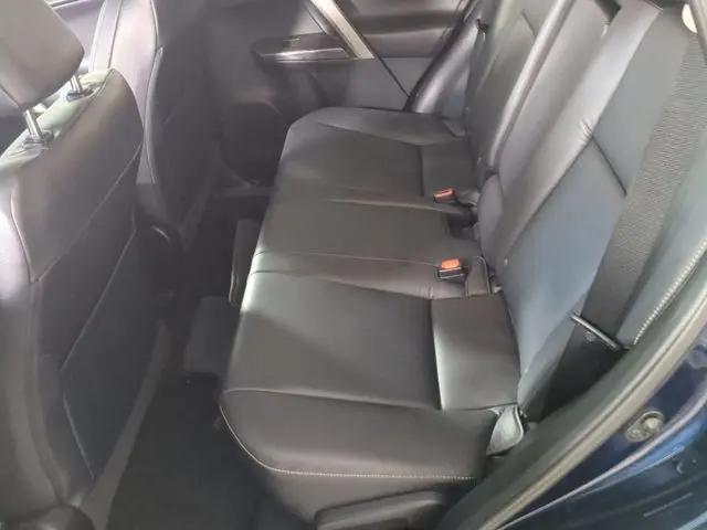 2017 Toyota RAV4 Platinum