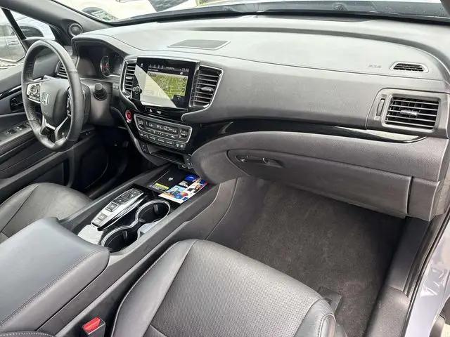 2025 Honda Passport AWD Black