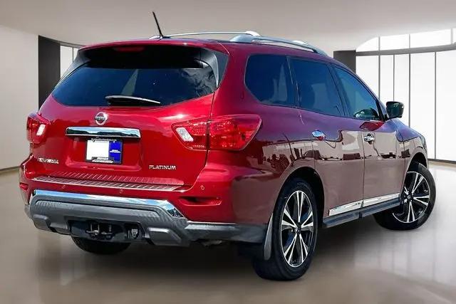 2018 Nissan Pathfinder Platinum