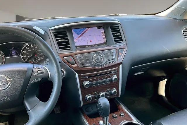 2018 Nissan Pathfinder Platinum