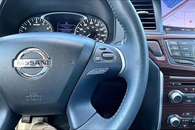 2018 Nissan Pathfinder Platinum