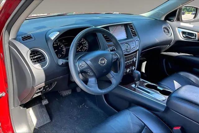 2018 Nissan Pathfinder Platinum