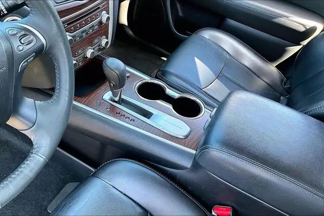2018 Nissan Pathfinder Platinum