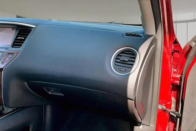 2018 Nissan Pathfinder Platinum
