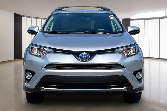 2017 Toyota RAV4 Hybrid XLE