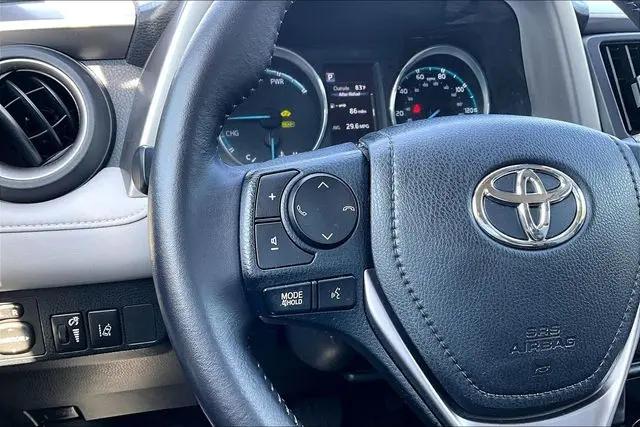 2017 Toyota RAV4 Hybrid XLE