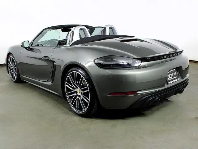 2025 Porsche 718 Boxster GTS 4.0