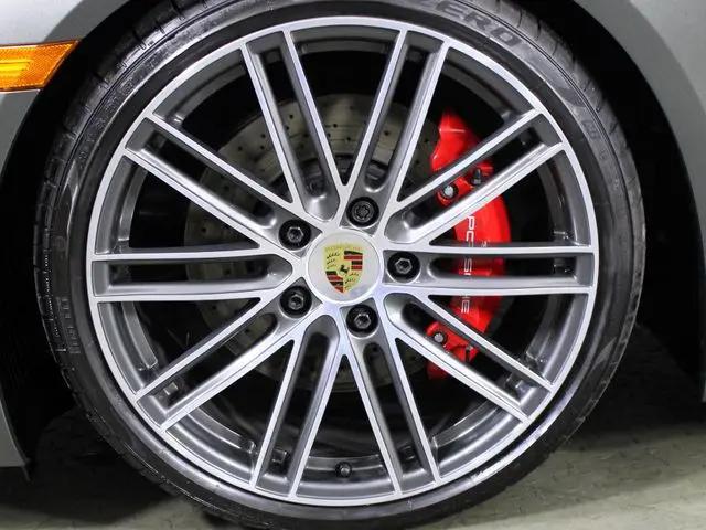 2025 Porsche 718 Boxster GTS 4.0