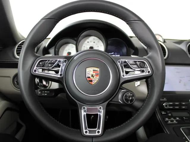 2025 Porsche 718 Boxster GTS 4.0