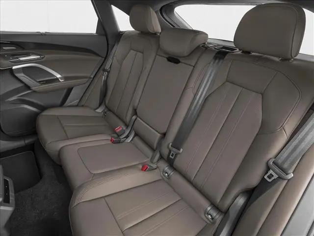 2026 Audi Q5 Sportback Premium TFSI quattro S tronic
