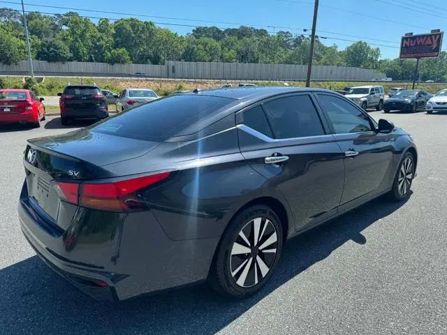 2021 Nissan Altima SV FWD