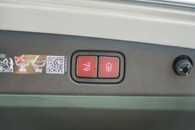 2025 Mercedes-Benz E 450 4MATIC