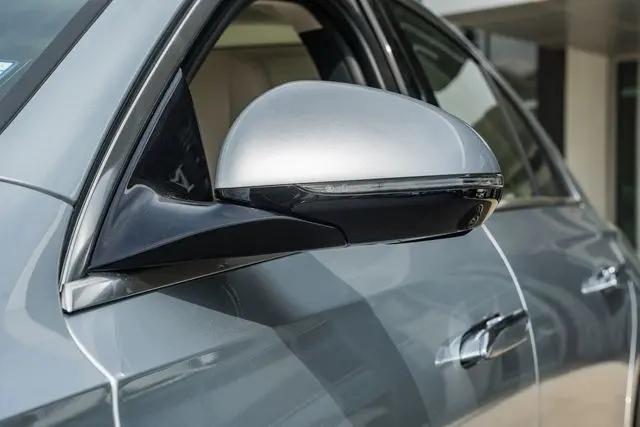 2025 Mercedes-Benz E 450 4MATIC