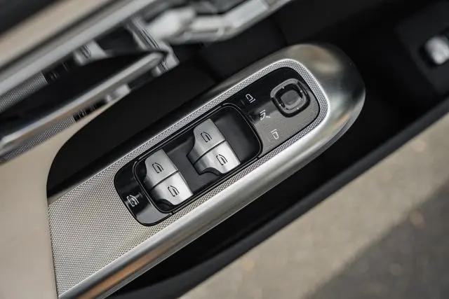 2025 Mercedes-Benz E 450 4MATIC