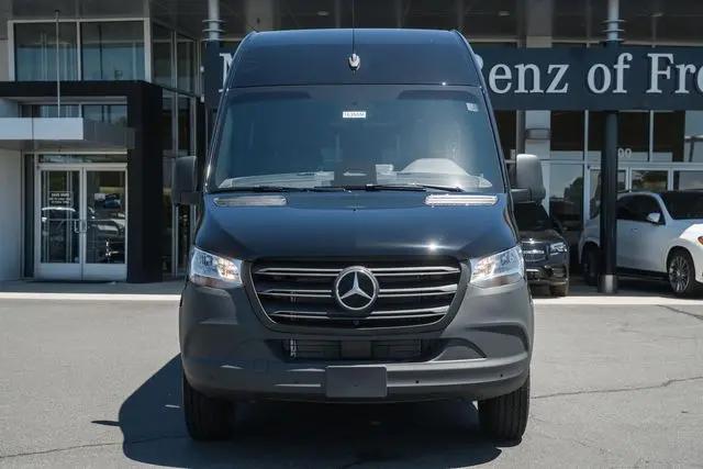 2026 Mercedes-Benz Sprinter 2500 Sprinter Crew Van