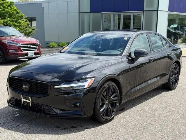 2023 Volvo S60 B5 Plus Black Edition