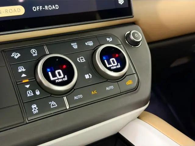 2026 Land Rover Defender P400 X-Dynamic SE