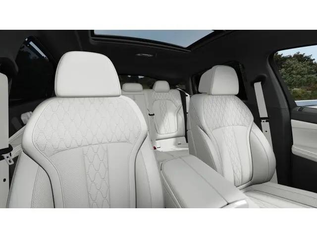 2027 BMW X6 xDrive40i