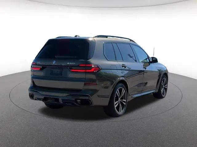 2026 BMW X7 M60i