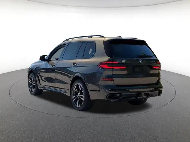2026 BMW X7 M60i
