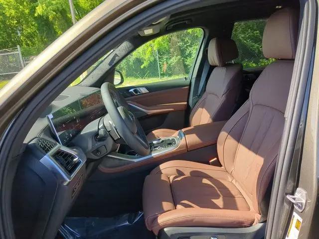 2026 BMW X7 M60i
