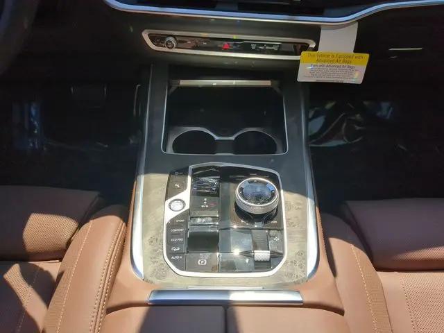 2026 BMW X7 M60i