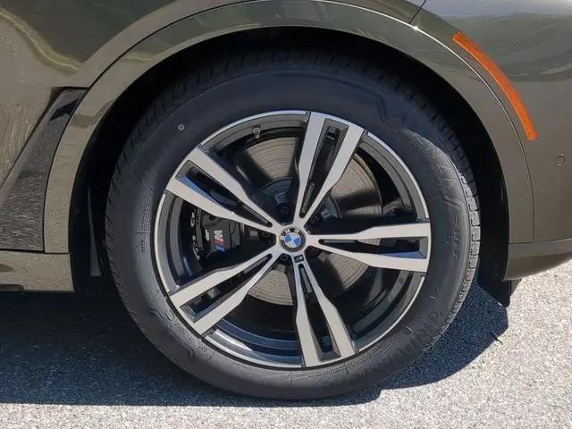 2026 BMW X7 M60i