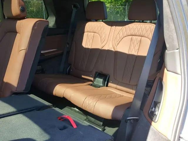 2026 BMW X7 M60i