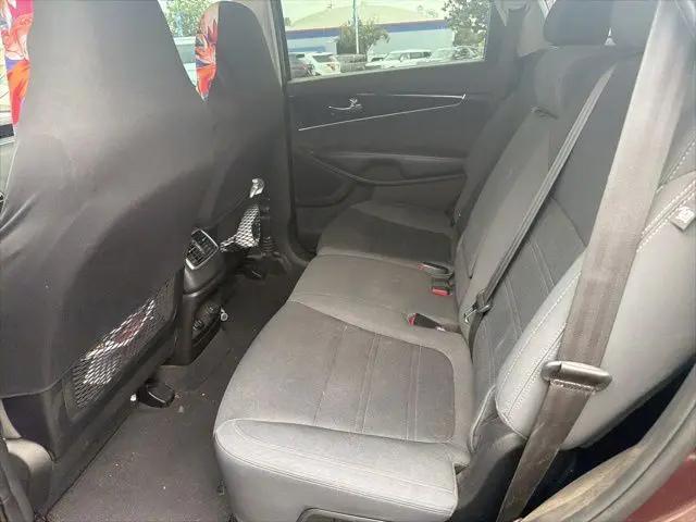 2016 Kia Sorento 2.4L LX