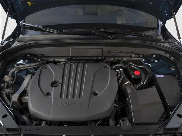 2026 Volvo XC60 B5 Core