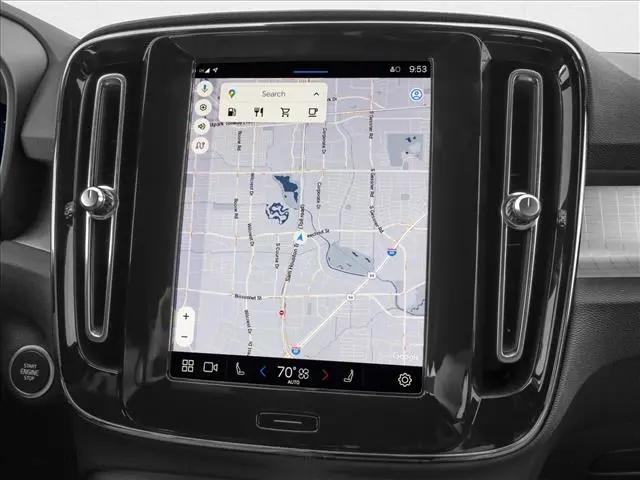 2026 Volvo XC40 Plus, B5 AWD Gas (mild hybrid), Dark
