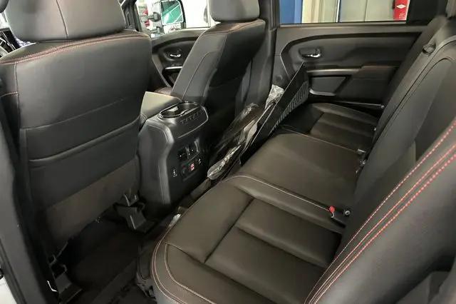 2017 Nissan Titan SL
