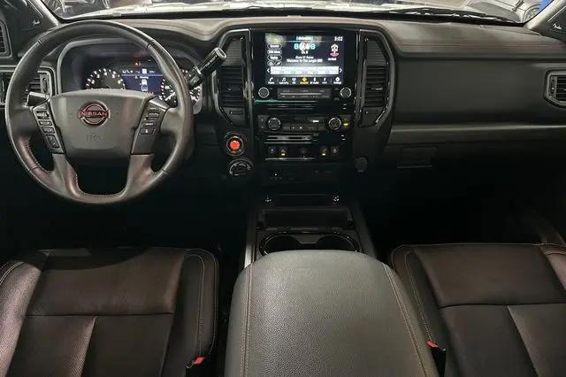 2017 Nissan Titan SL