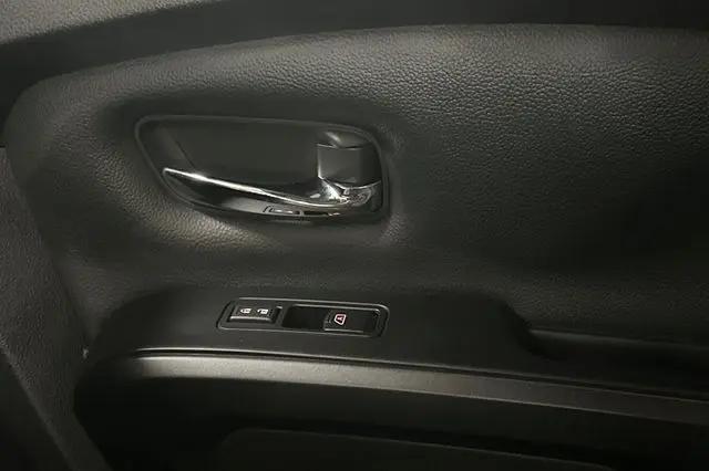 2017 Nissan Titan SL