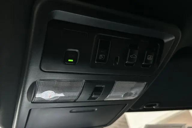 2017 Nissan Titan SL