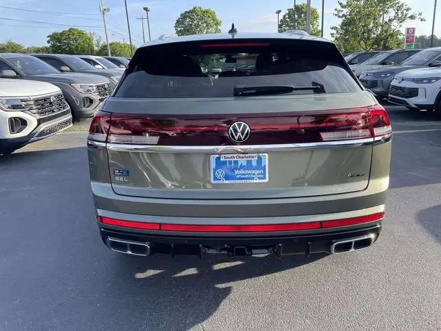 2026 Volkswagen Atlas Cross Sport SEL Premium R-Line
