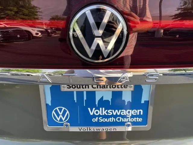2026 Volkswagen Atlas Cross Sport SEL Premium R-Line
