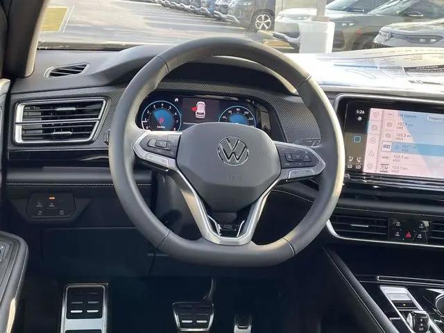 2026 Volkswagen Atlas Cross Sport SEL Premium R-Line