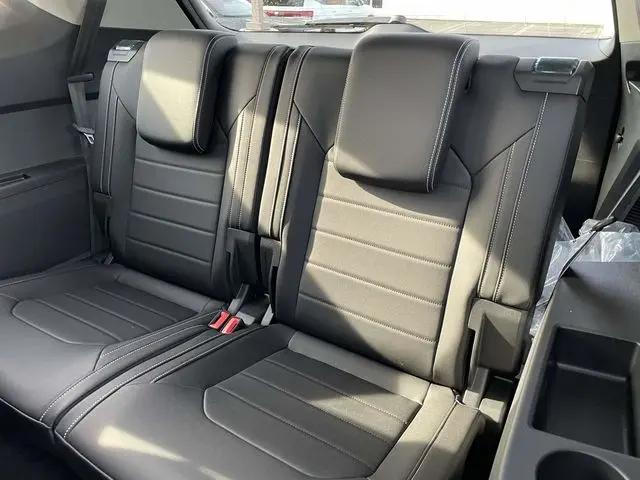 2026 Volkswagen Atlas SEL