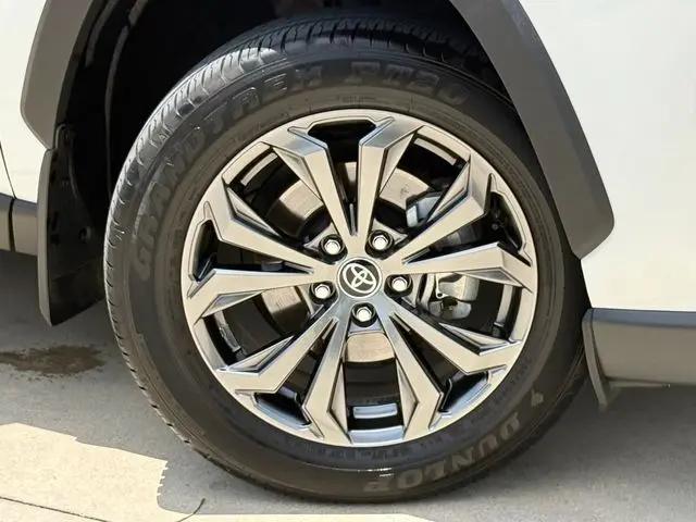 2025 Toyota RAV4 Hybrid XLE Premium
