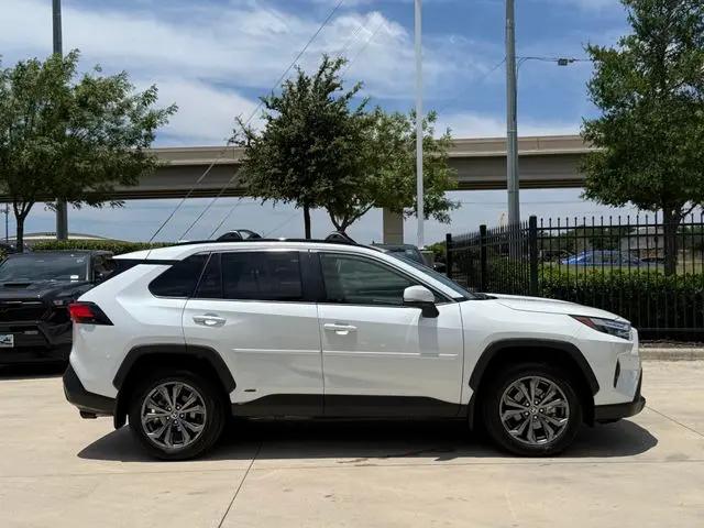 2025 Toyota RAV4 Hybrid XLE Premium
