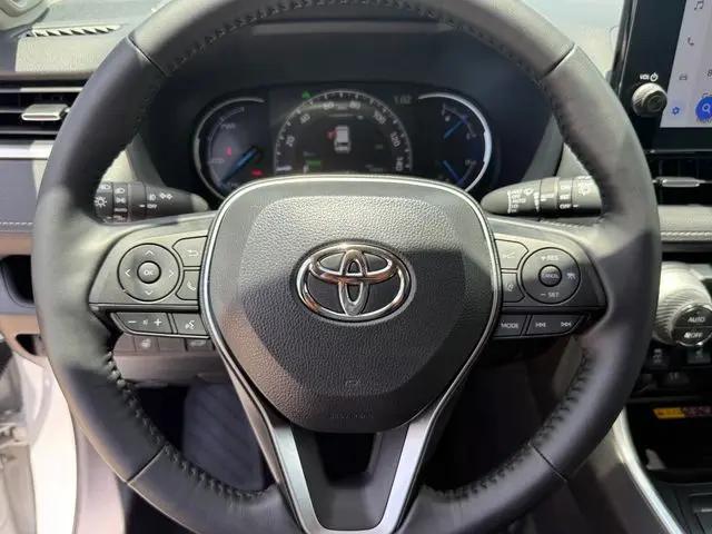 2025 Toyota RAV4 Hybrid XLE Premium