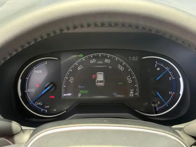 2025 Toyota RAV4 Hybrid XLE Premium